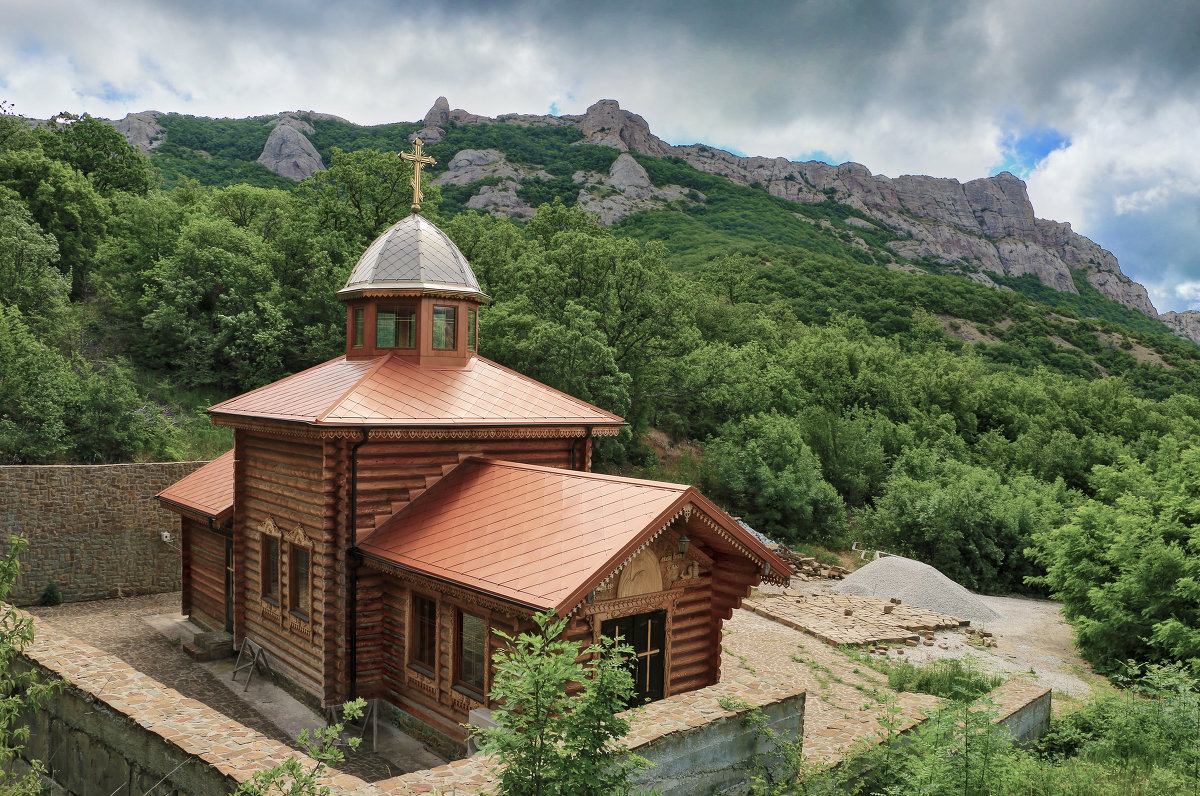 Церковь в Кизилташе - Юрий Яловенко