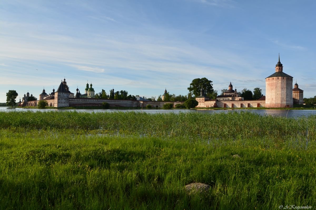 Вид на Кирилло-Белозерский монастырь с местечка Рыбка - Алексей Крупенников