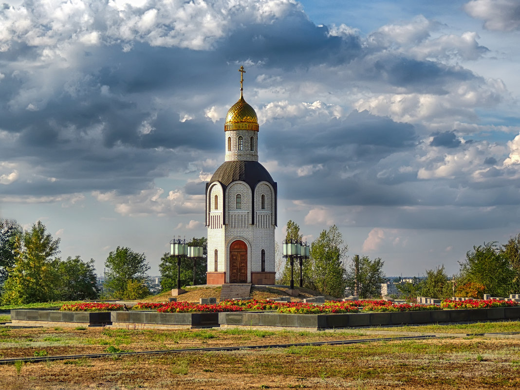 Часовня Владимирской иконы Божией Матери на Мамаевом кургане. Волгоград. - Александр Афромеев