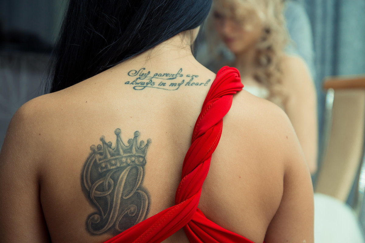 Девушка с татуировкой - Andrey Kondor