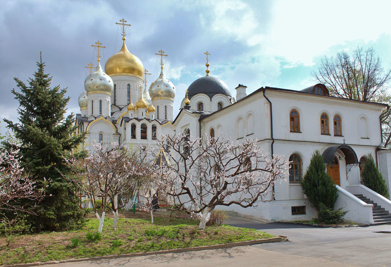 Весна в Зачатьевском женском монастыре - Nikolay Monahov