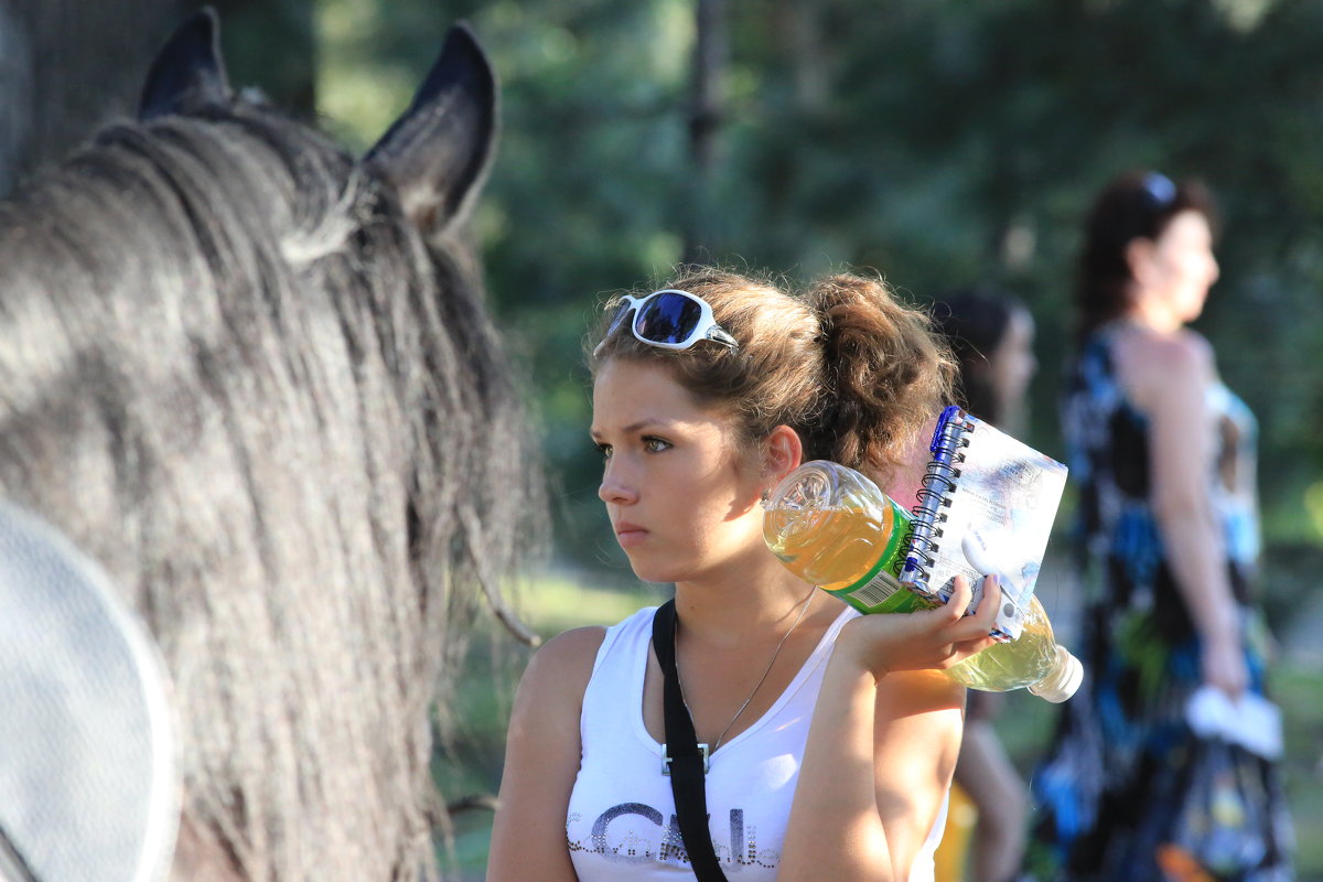 девушка и лошадь - Alima Назарова