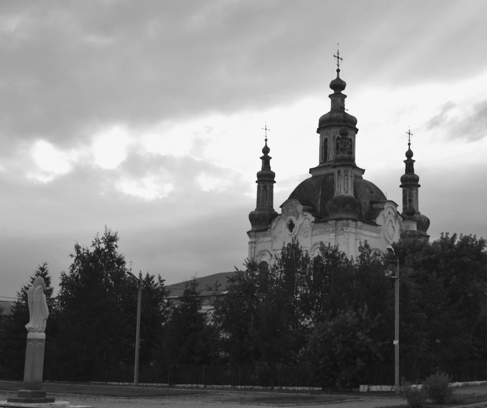 старая церковь - Алена Шуплецова