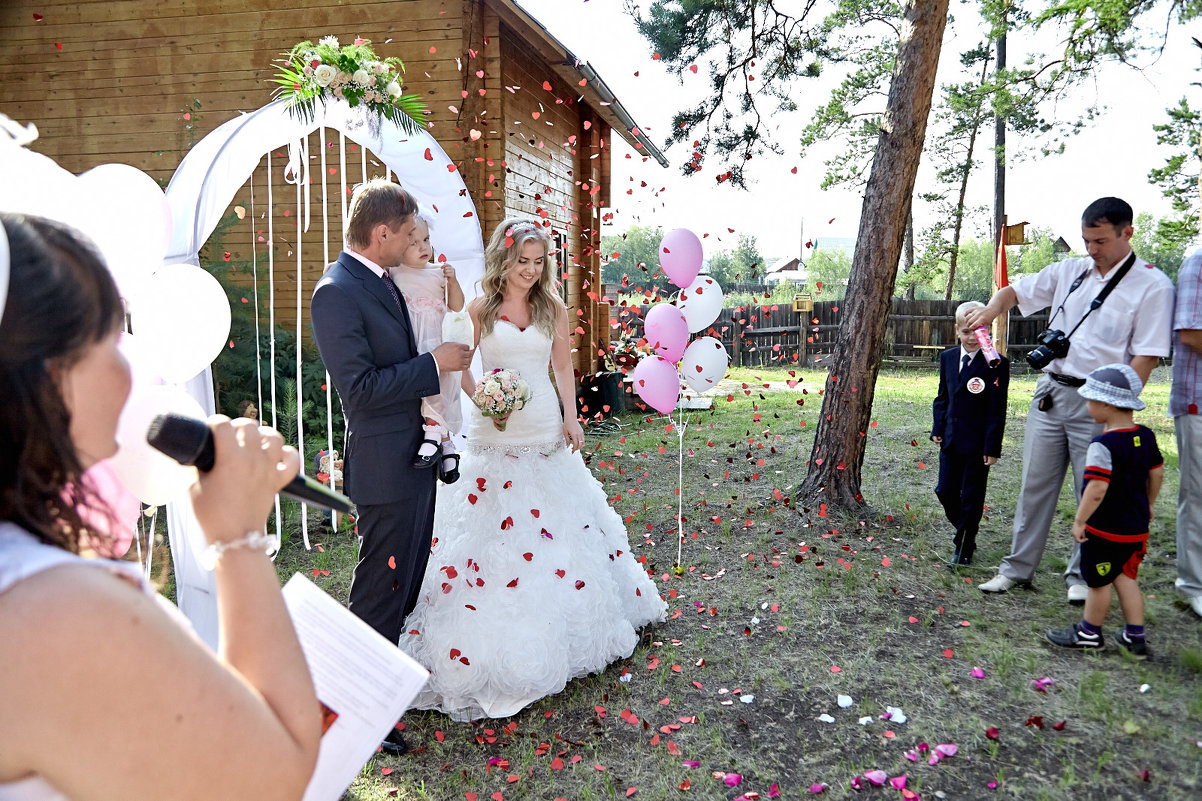 Юбилей свадьбы на даче - Валерий Славников