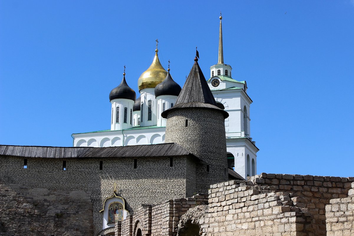 Псковский кремль - Ольга (ОК)