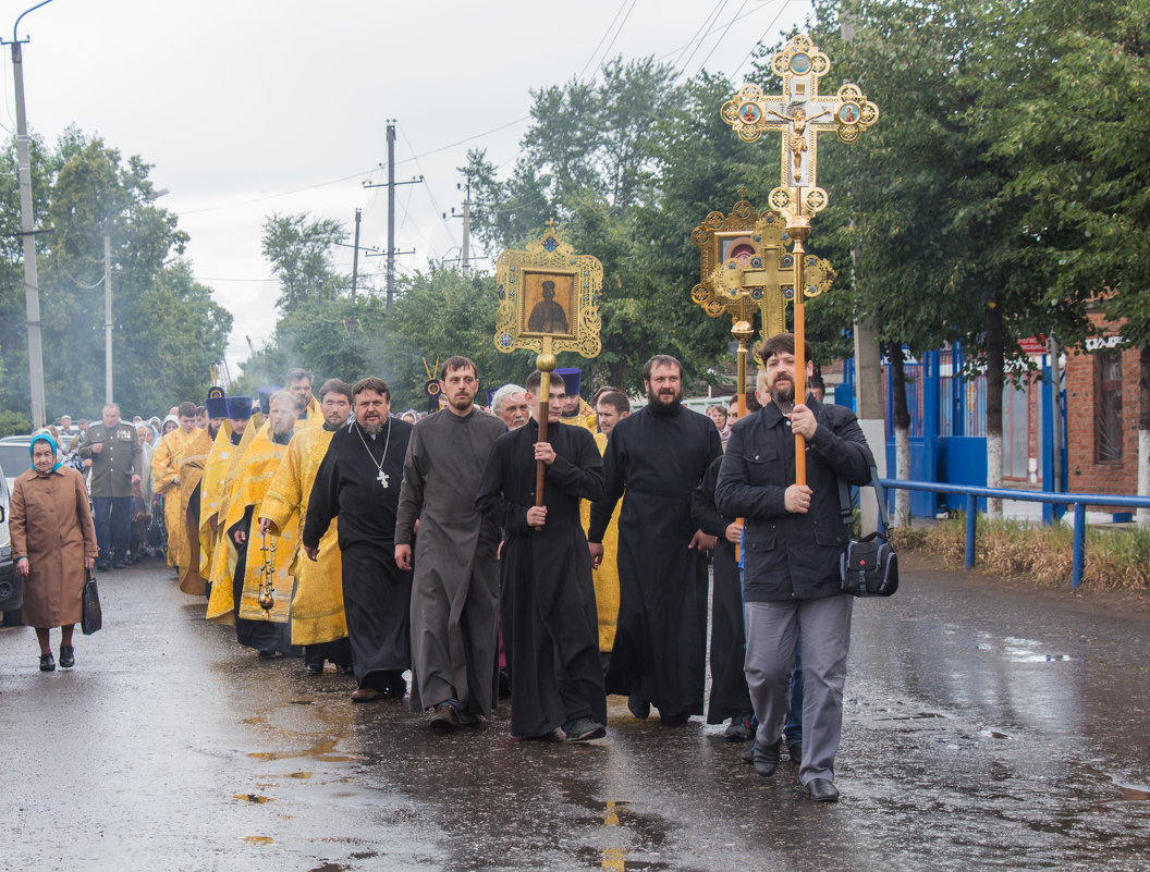 *** - Сергей Старовойт