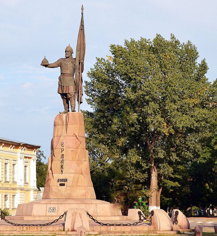 Памятник Ермаку в Новочеркасске. - Владимир Болдырев