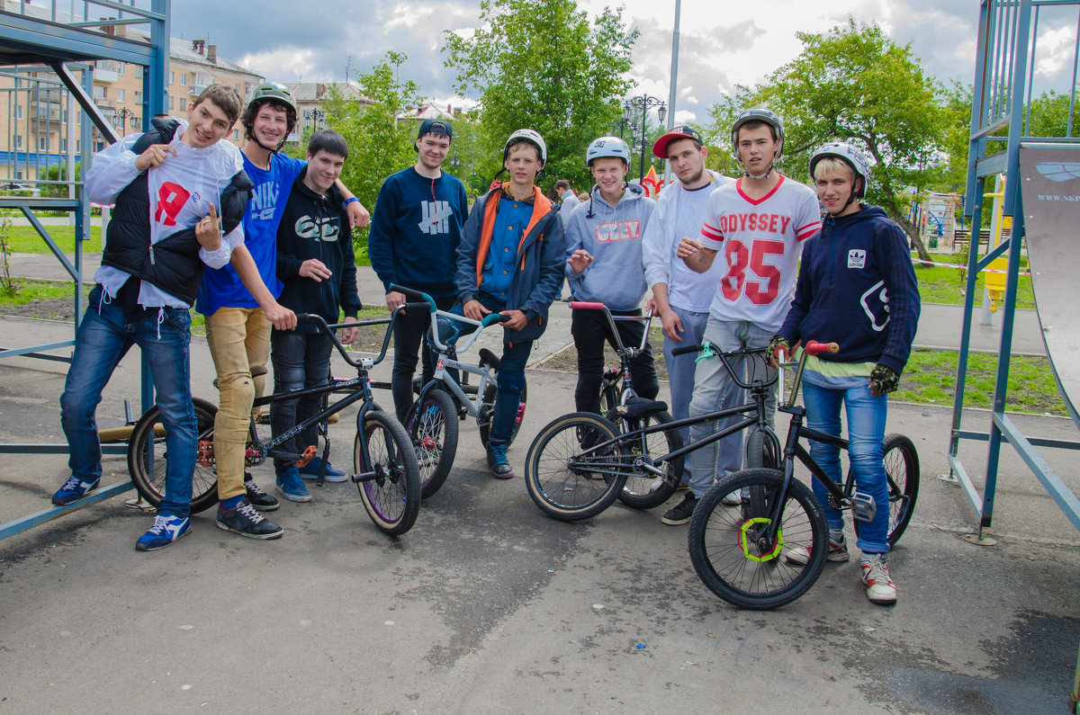 Молодая Гвардия - Соревнование на велосипедах 19.07.2014 - Aleksey Litkin