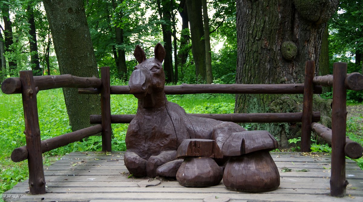 Деревянная скульптура - Валерий Новиков