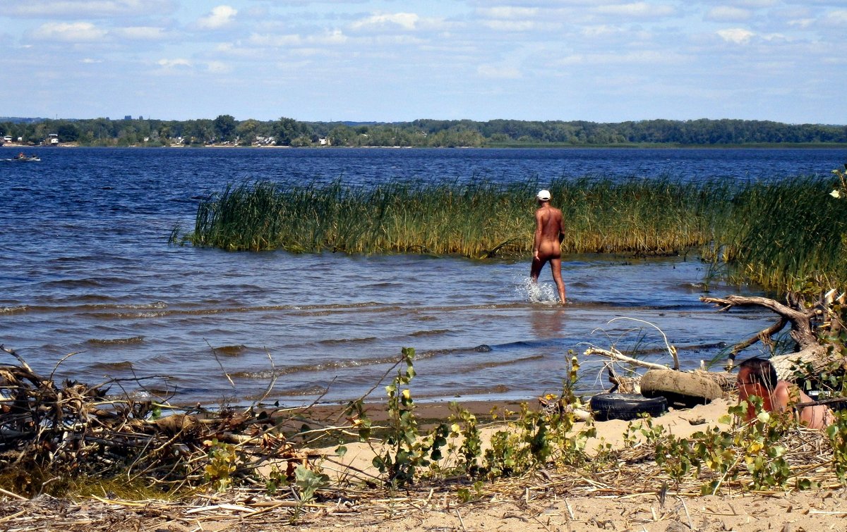 Саратов. Городской пляж - Лариса Коломиец