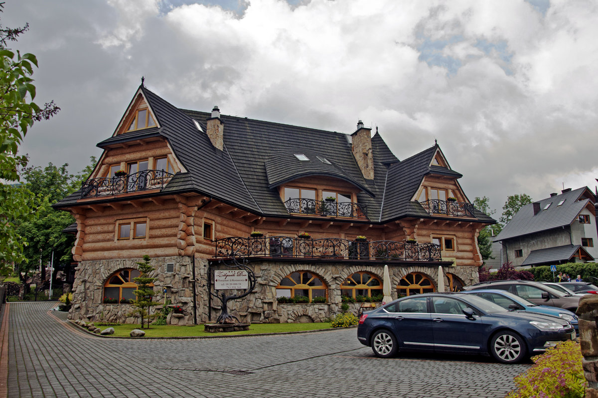 The Hotel in Zakopane - Roman Ilnytskyi