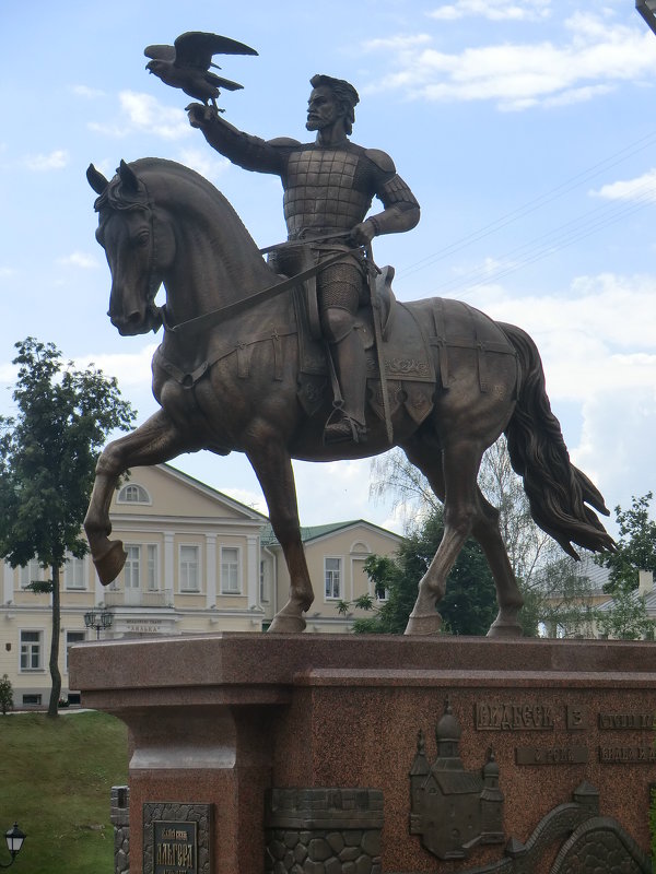 Витебск. Памятник князю Ольгерду - Владимир Павлов