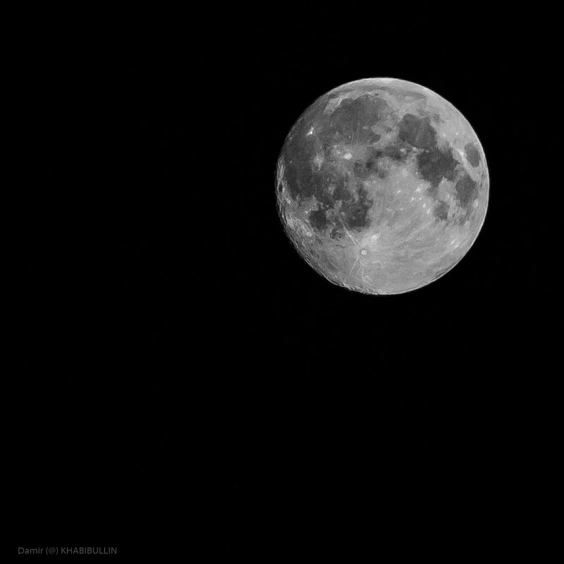 Луна. - Damir (@) KHABIBULLIN