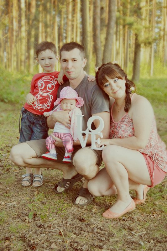 Family - Irinka Zzz