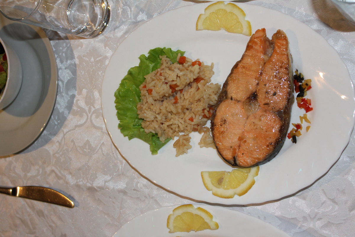 Рыба с рисом - Наталья Золотых-Сибирская