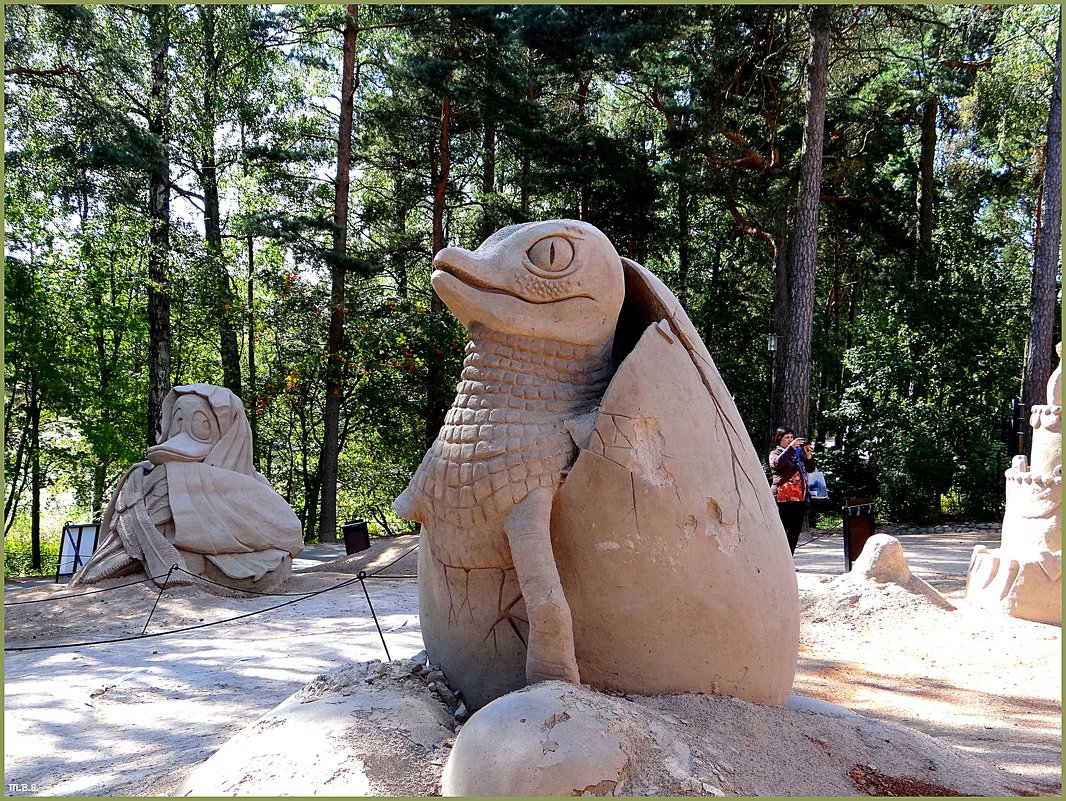 Песчаная скульптура в зоопарке Хельсинки - Вера 