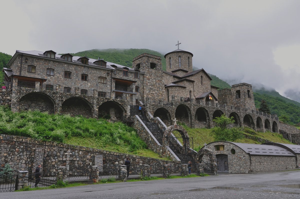 Аланский Успенский мужской монастырь - lyuda Karpova