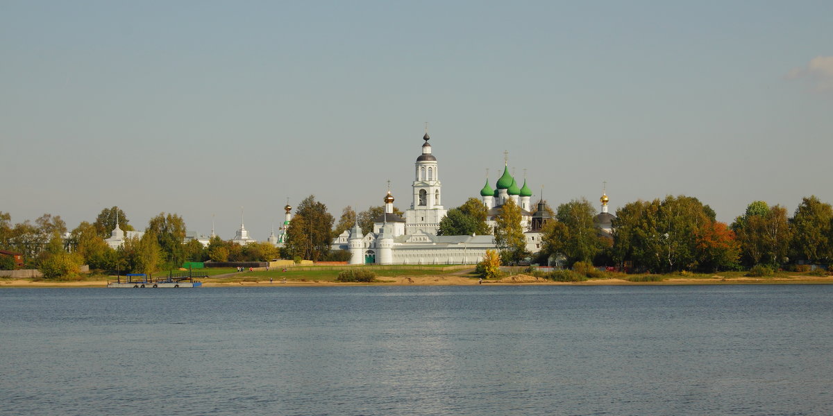 Толгский монастырь с Волги