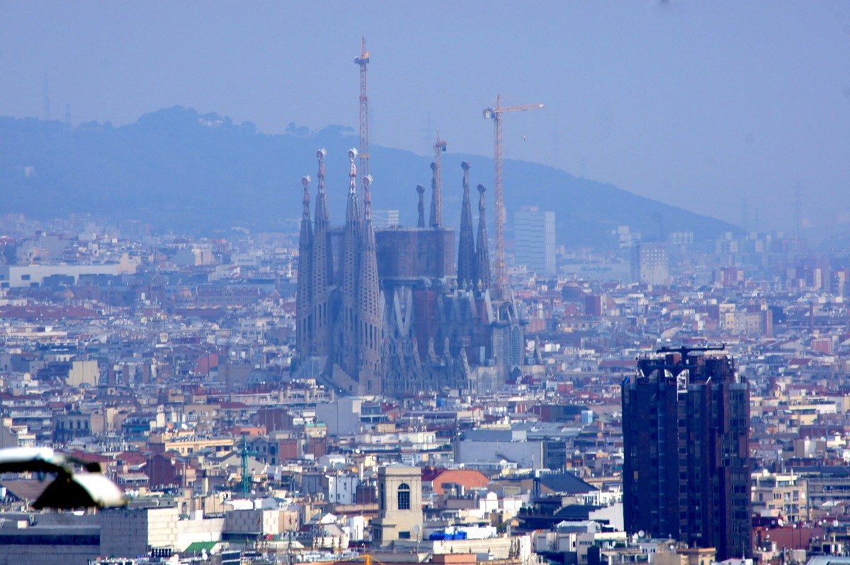 Вид на Барселону с горы Монжуик - Анатолий Малевский