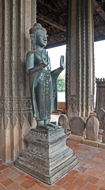 Лаос. Вьентьян. Статуя Будды - Владимир Шибинский