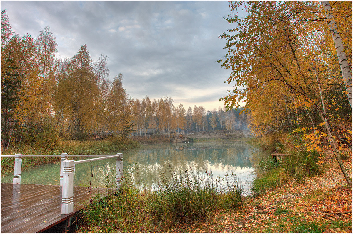 Осень на лесном озере - Nikita Volkov