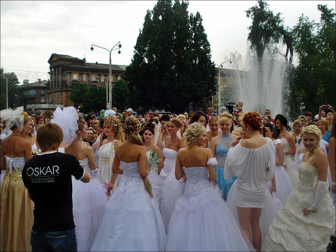 Парад невест в Запорожье - Нина Корешкова
