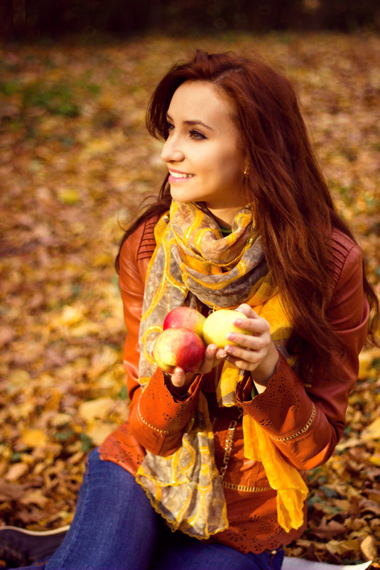 Very beautiful  model with red apple - Мирослава Струк