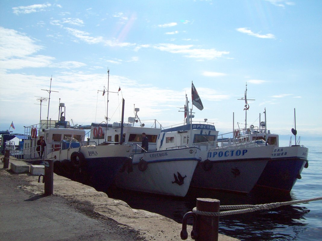В порту Листвянка - alemigun 