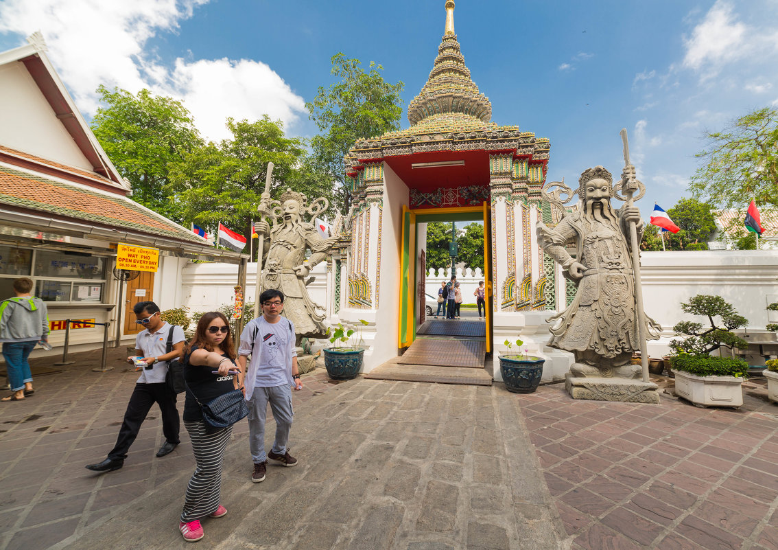 Wat Pho open everyday - Вадим Лячиков