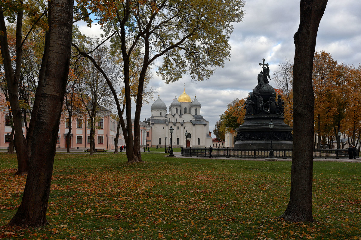 В Новгородском кремле - Евгений Никифоров