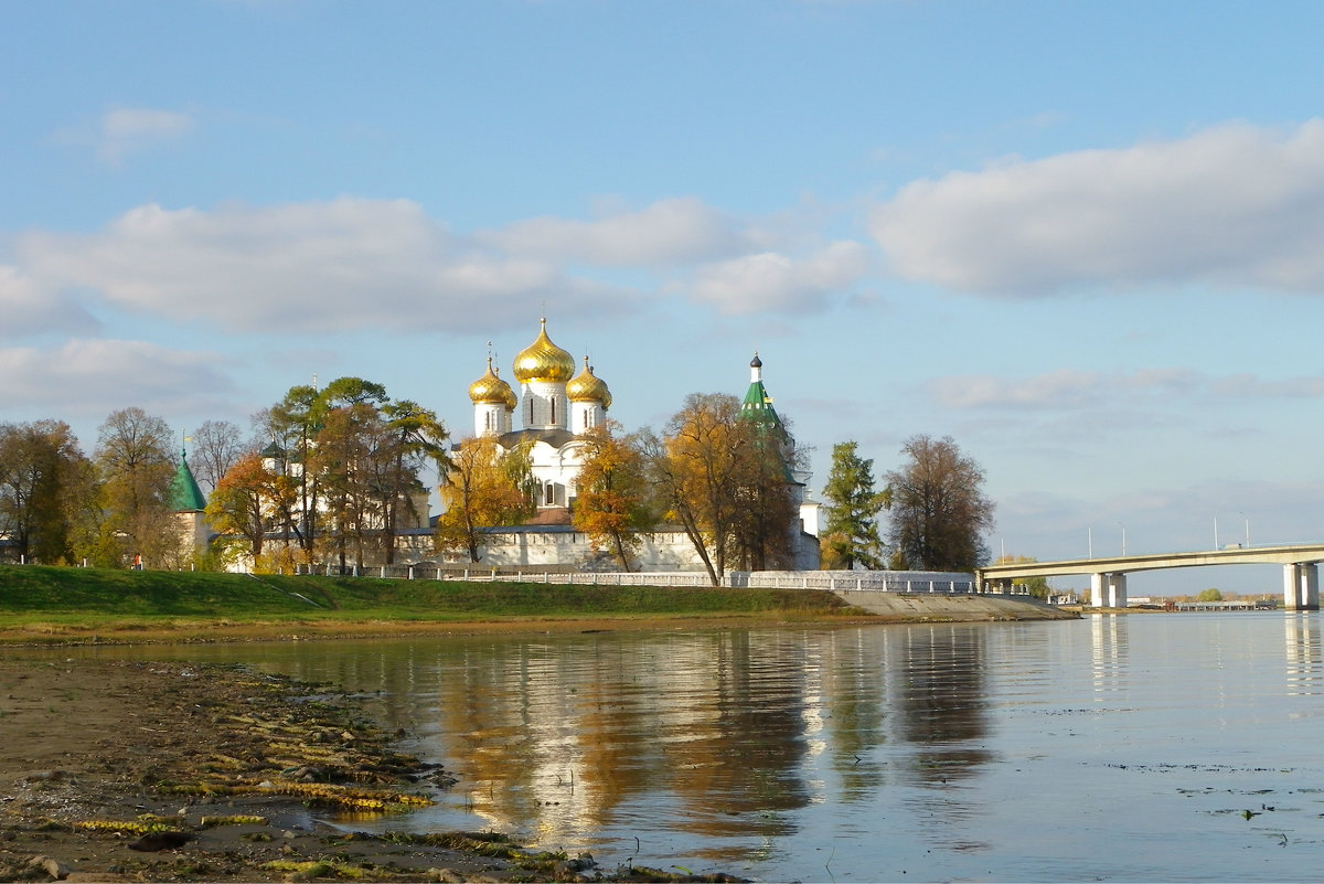 Золото Ипатьевского монастыря - Святец Вячеслав 