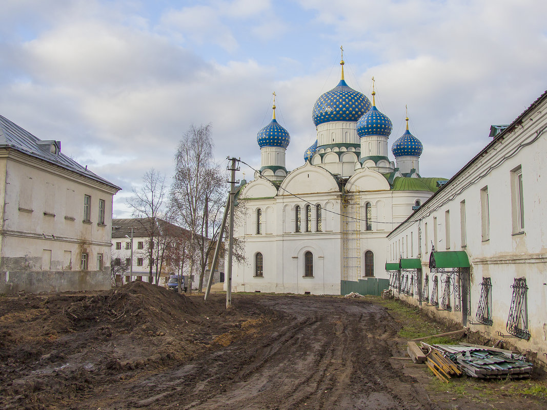 Богоявленский монастырь - Марина Назарова