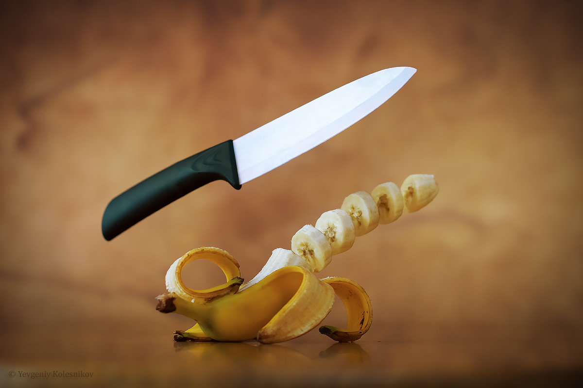 Банан и нож. - Yevgeniy Kolesnikov