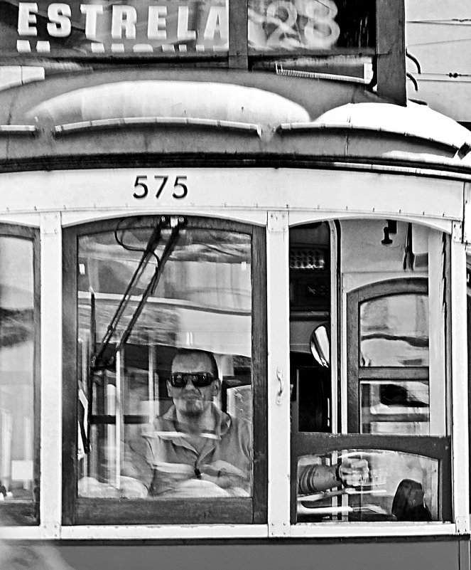 Трамвай номер 28 - Инна Шолпо