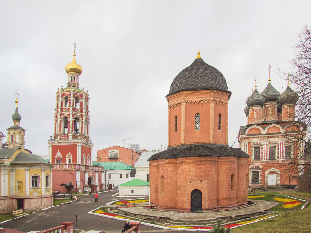 Высоко Петровский монастырь - Марина Назарова