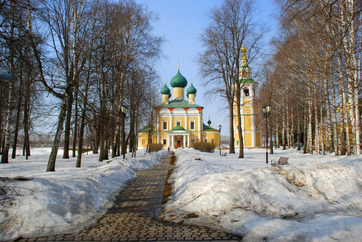 Где-то в Угличе - Александра 