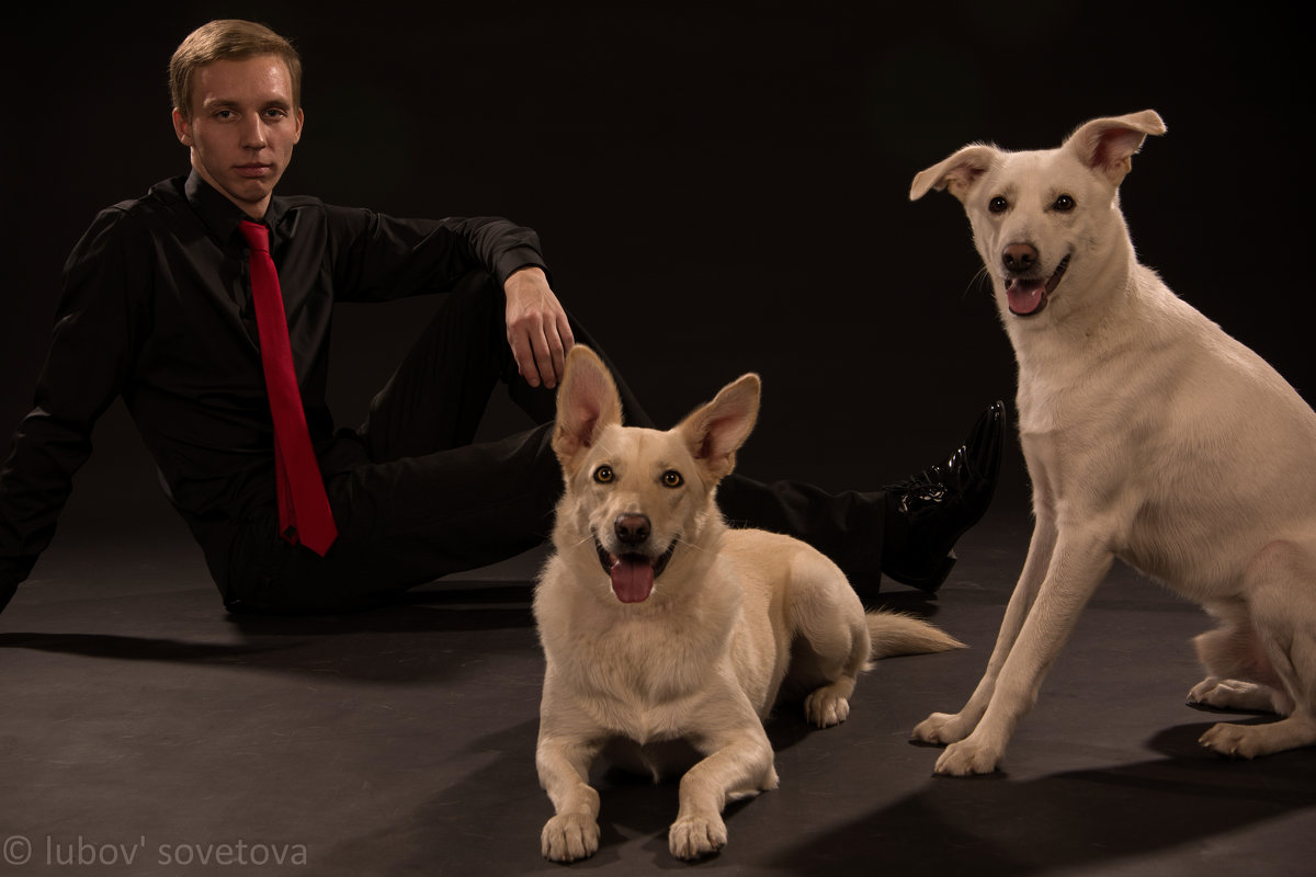 Сева с собаками - Любовь Советова