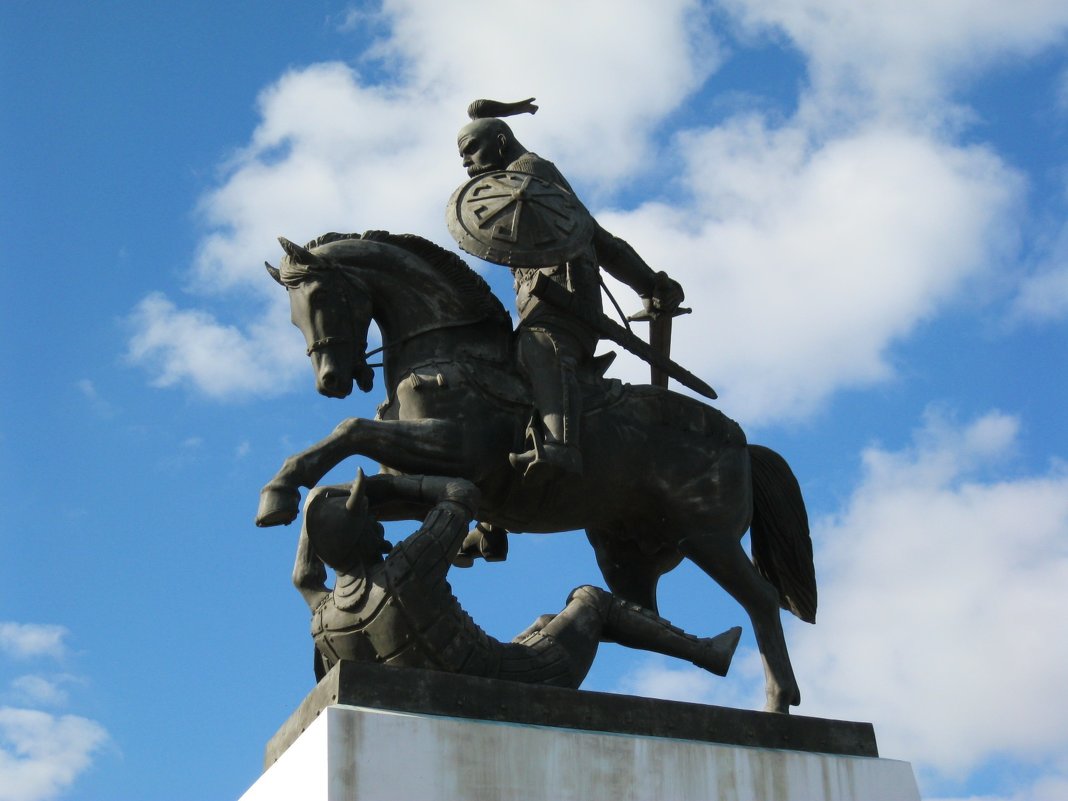 Памятник Князю Светославу Храброму - Денис Щербак