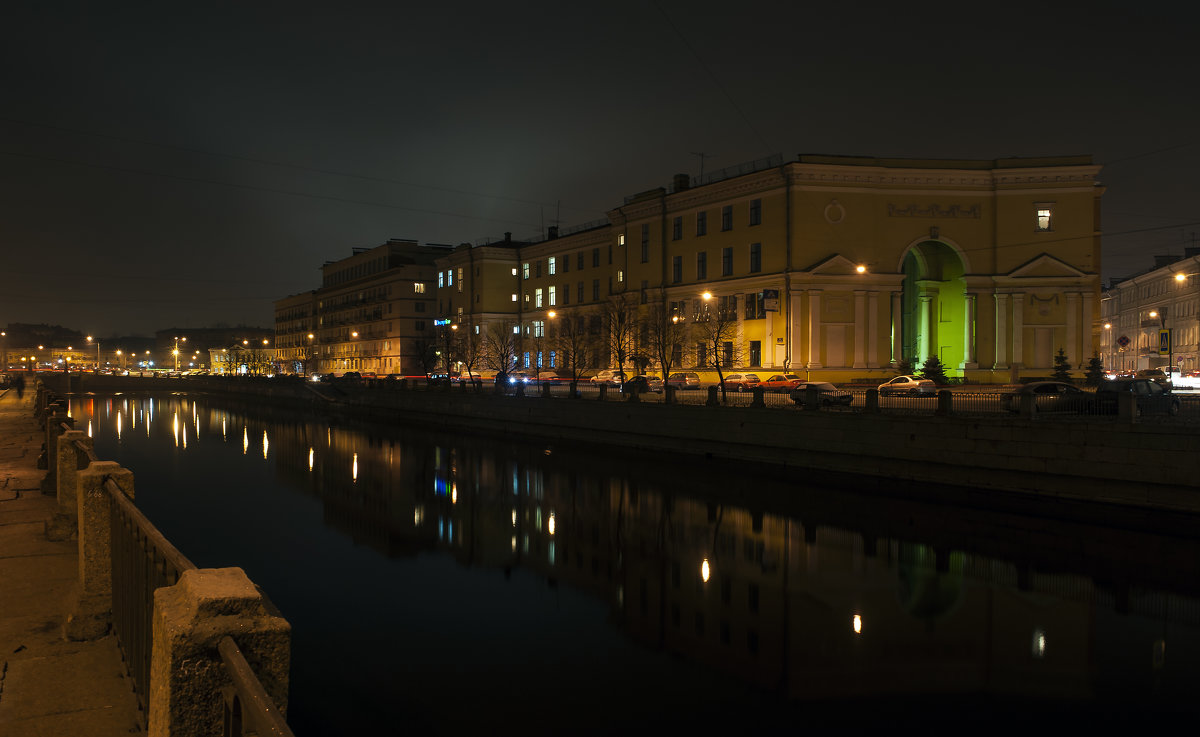 Вид на канал Грибоедова с Могилевского моста. - Владимир Питерский