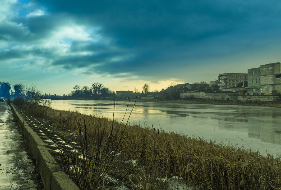 город - Александр 