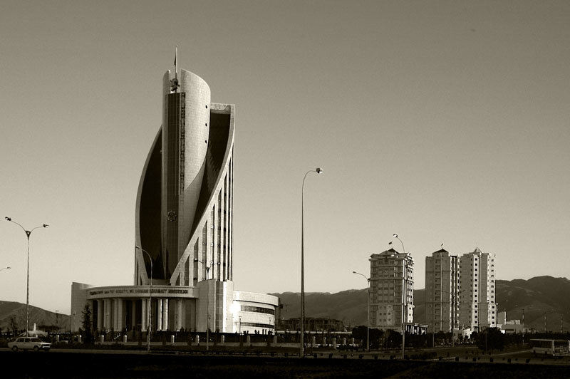 Здание Министерства здравоохранения Туркменистана - Григорий Карамянц