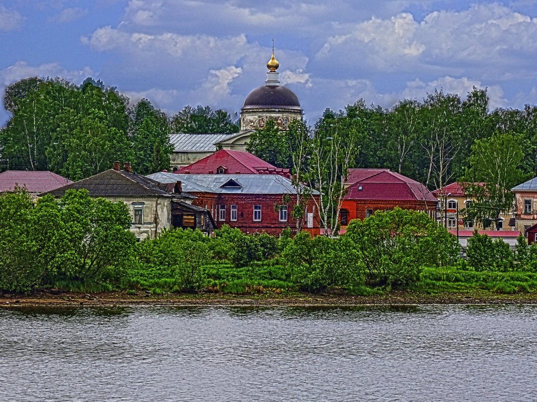 Городок на Волге - Владимир Воробьев