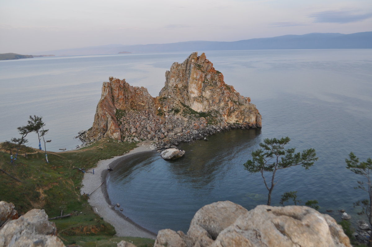 Ольхон. Мыс Бурхан(скала Шаманка). - Ольга Оглоблина