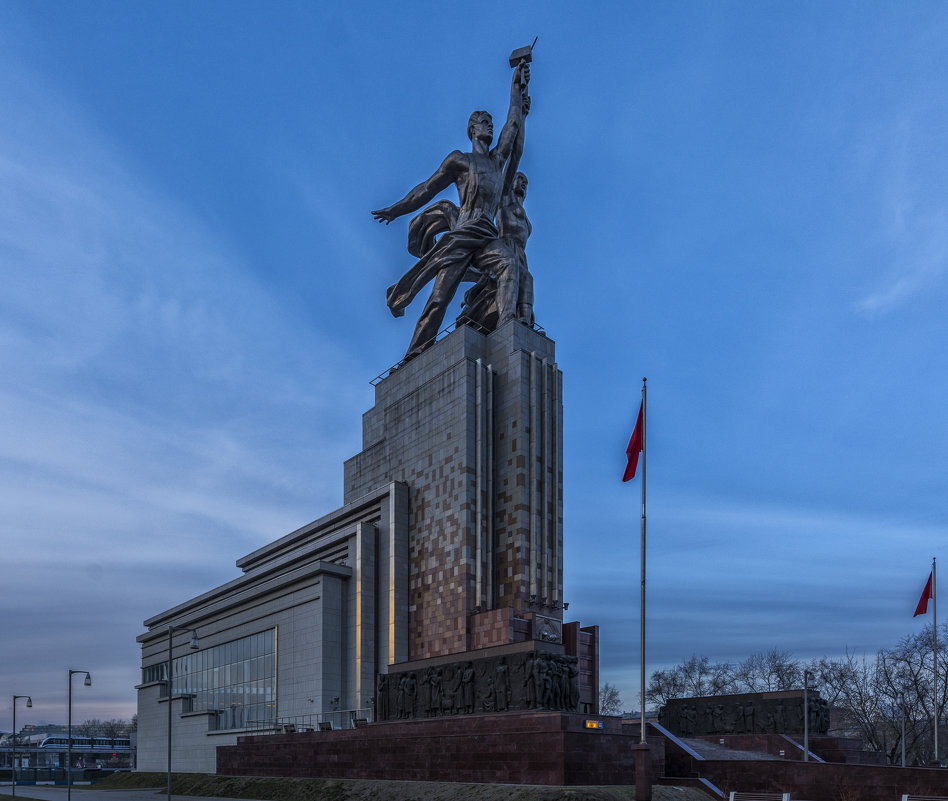 Монумент - Юрий Митенёв