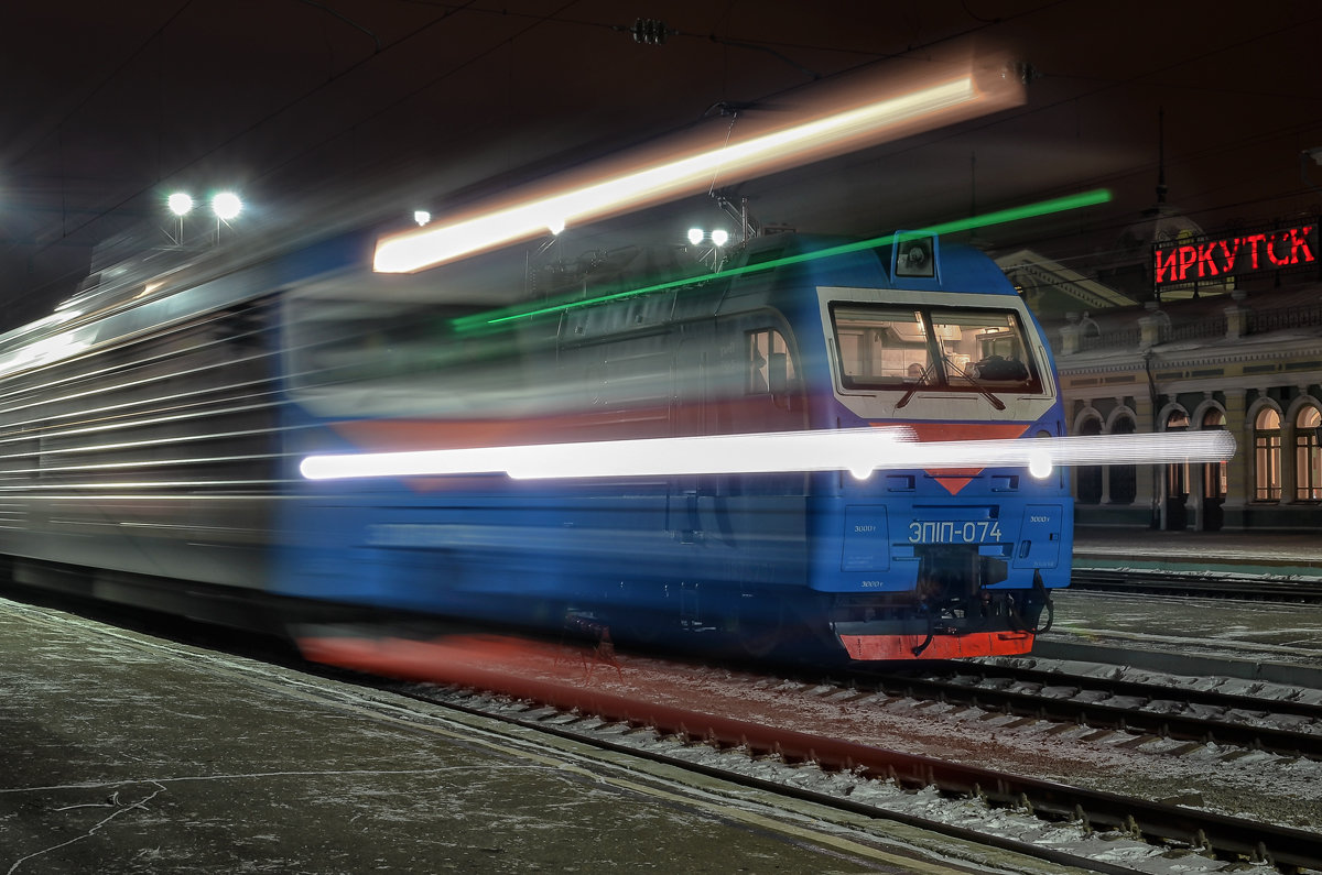 Электровоз ЭП1П-024 с пассажирским поездом №69 Чита - Москва - Андрей Иркутский