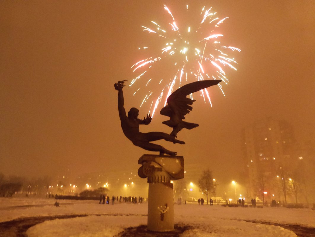 Новогодний фейерверк - Елена Грошева