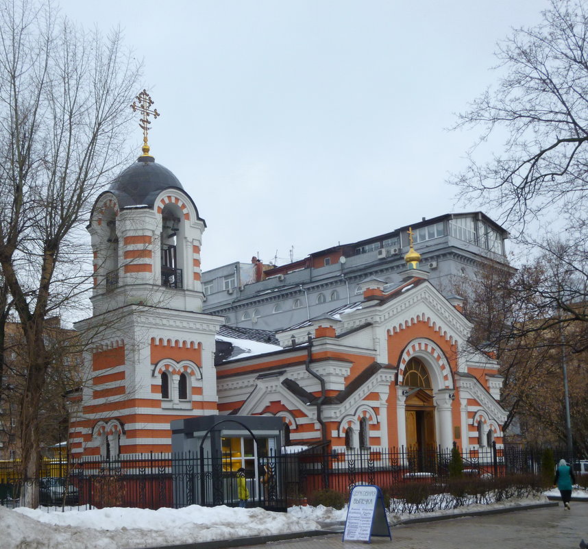Храм-часовня Архангела Михаила близ Кутузовской избы,что в Филях г.Москвы - Galina Leskova
