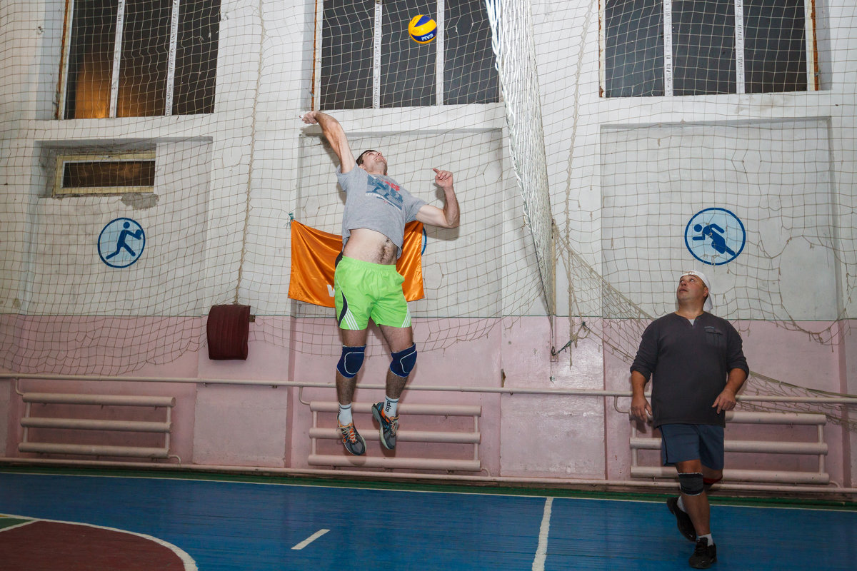 Мы играем в волейбол - Игорь Алексеенко