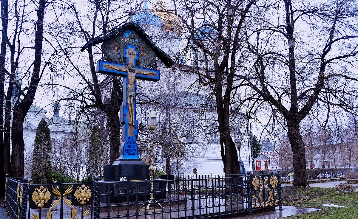 Крест в Новоспасском соборе - Владимир Болдырев