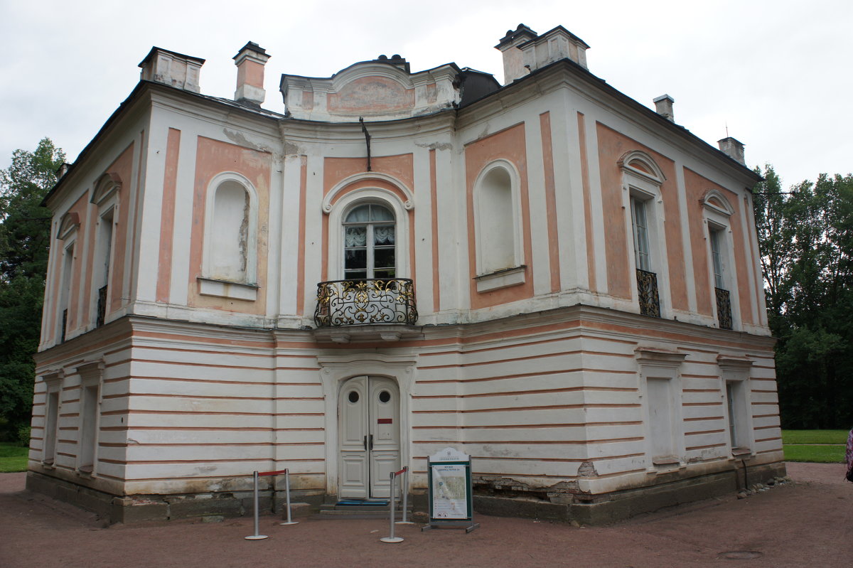 Дворец Петра III - Елена Павлова (Смолова)